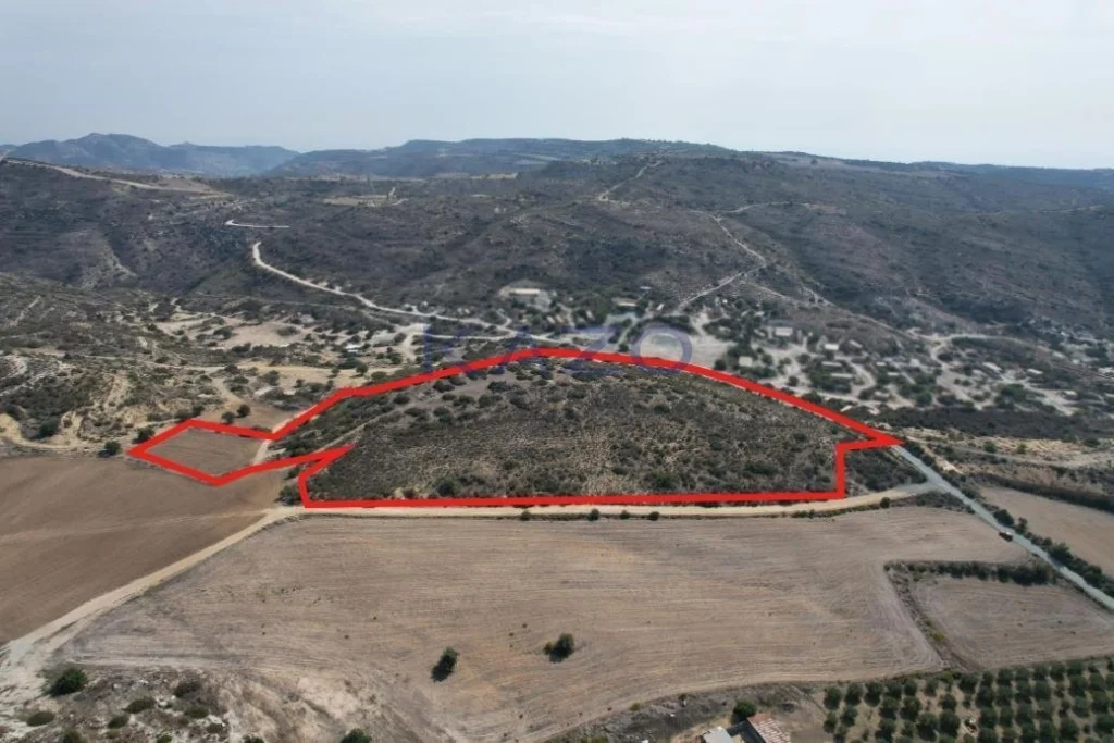 39,131m² Plot for Sale in Larnaca District