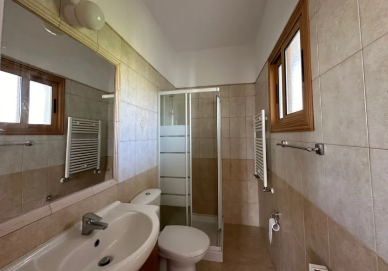 3 Bedroom House for Rent in Paphos – Agios Theodoros
