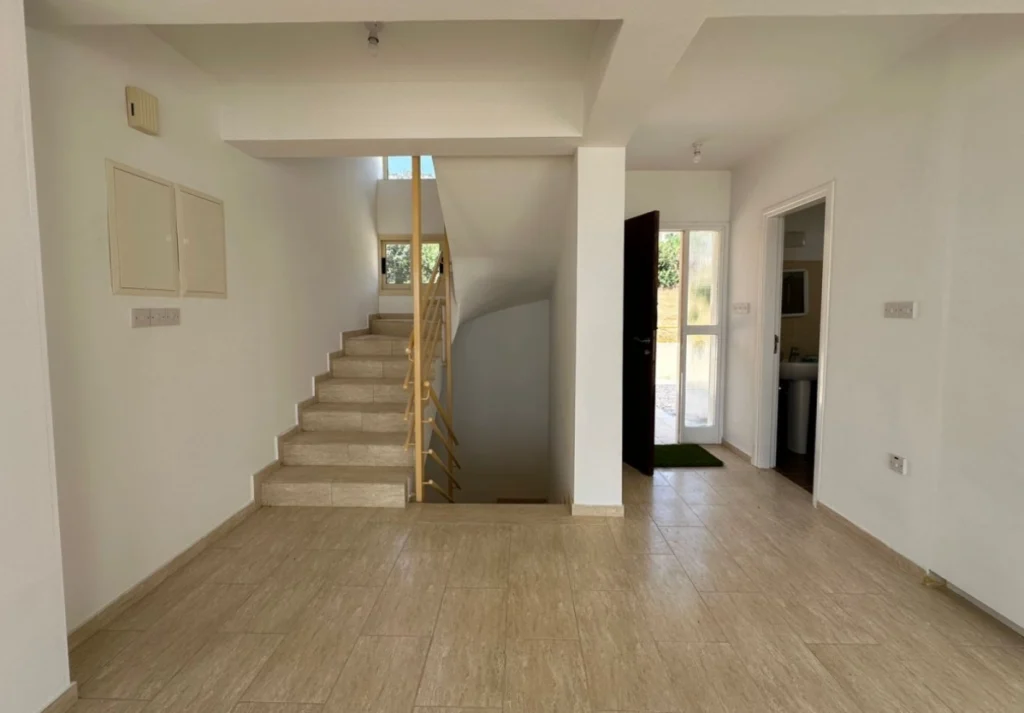 5 Bedroom House for Rent in Pegeia, Paphos District