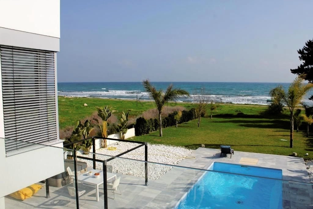 3 Bedroom Apartment for Sale in Larnaca District