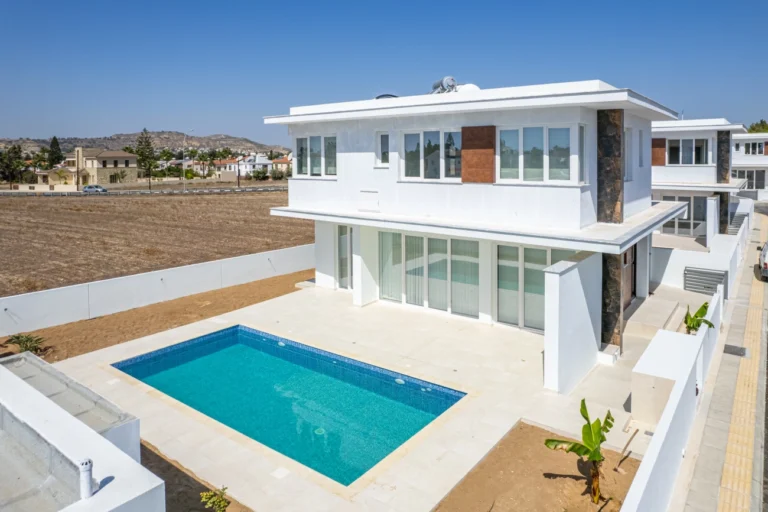 3 Bedroom House for Sale in Oroklini, Larnaca District