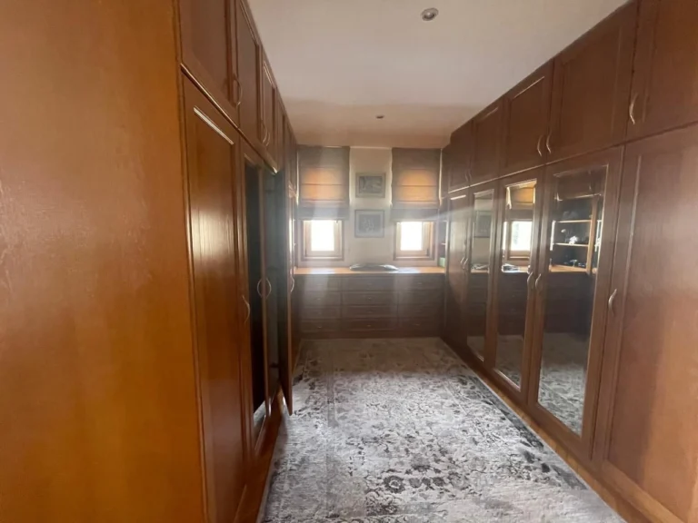 5 Bedroom House for Sale in Konia, Paphos District