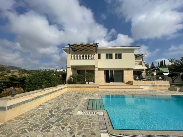 5 Bedroom House for Sale in Konia, Paphos District