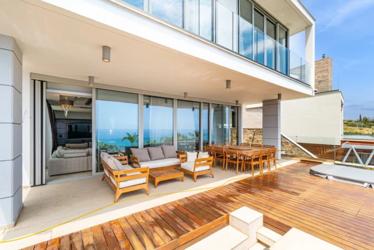 5 Bedroom House for Sale in Limassol District