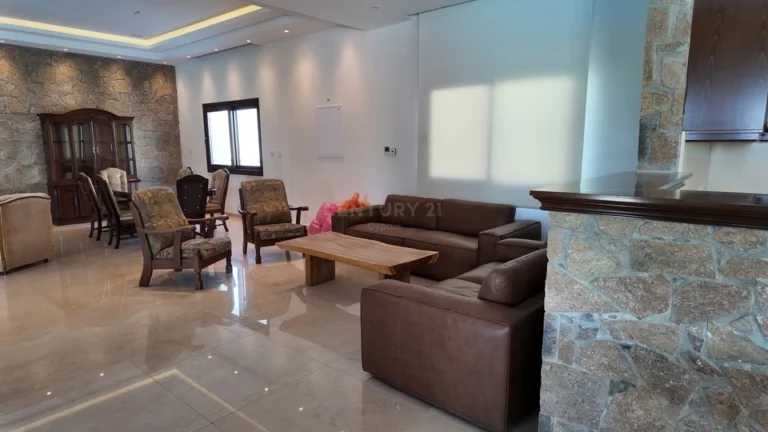 5 Bedroom House for Sale in Erimi, Limassol District