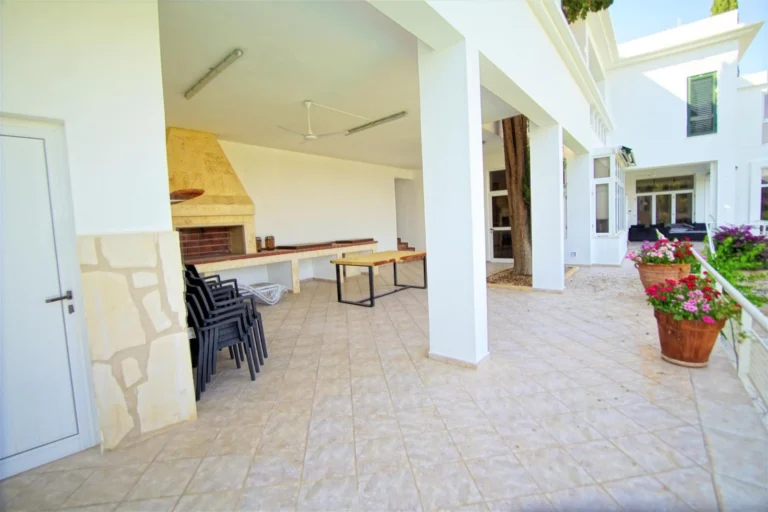 5 Bedroom House for Rent in Paphos