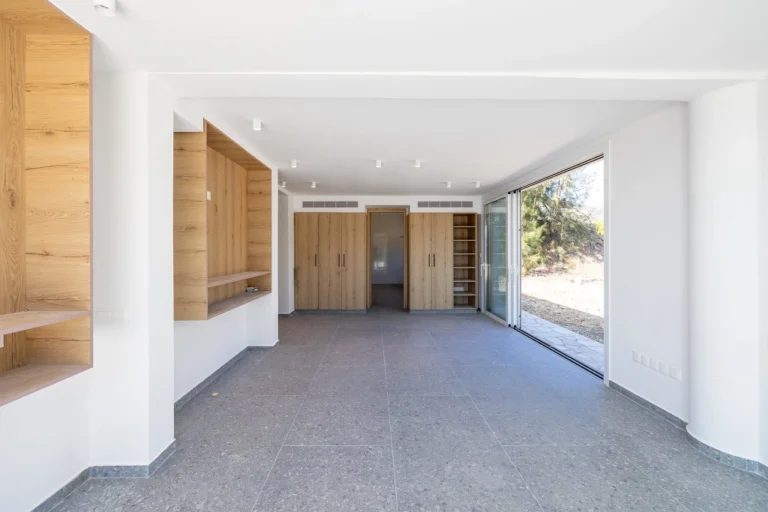 6+ Bedroom House for Sale in Akrounta, Limassol District