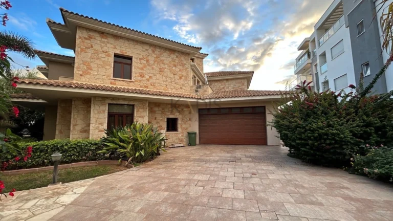 4 Bedroom House for Sale in Ypsonas, Limassol District