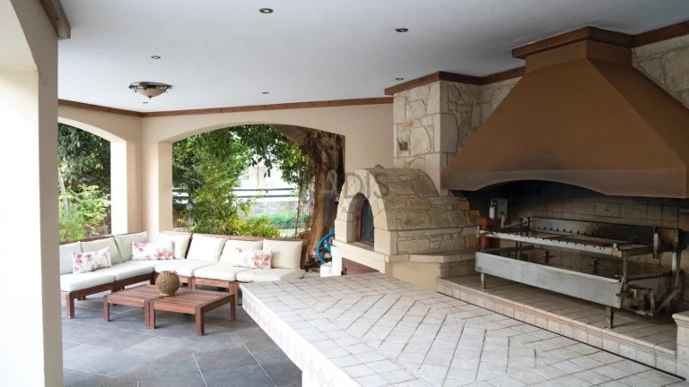 4 Bedroom House for Sale in Ypsonas, Limassol District