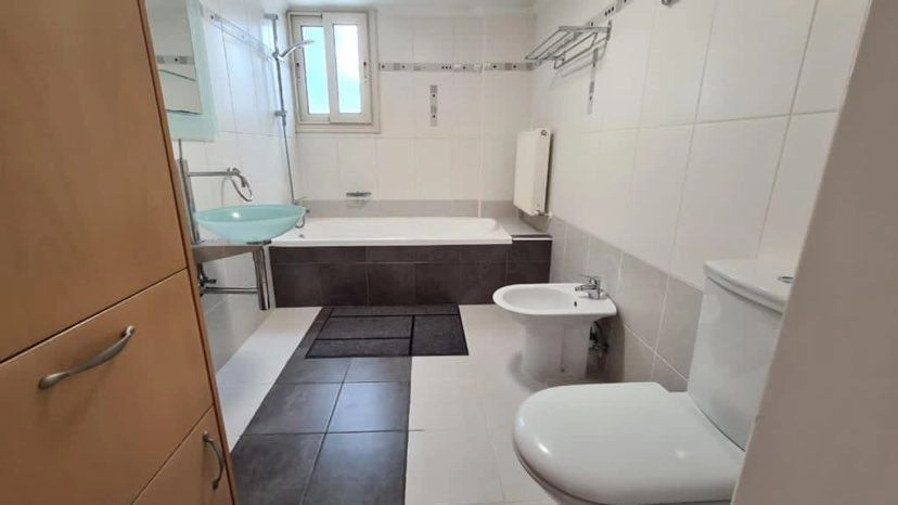 5 Bedroom House for Sale in Kalo Chorio Lemesou, Limassol District