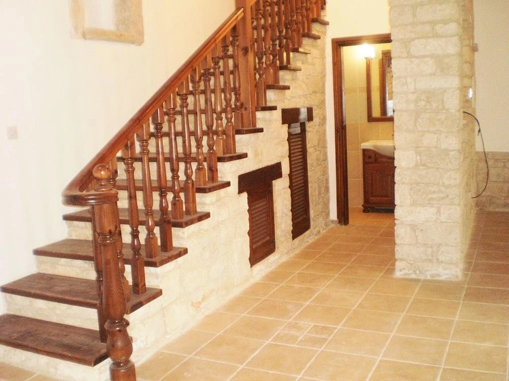 6+ Bedroom House for Sale in Salamiou, Paphos District