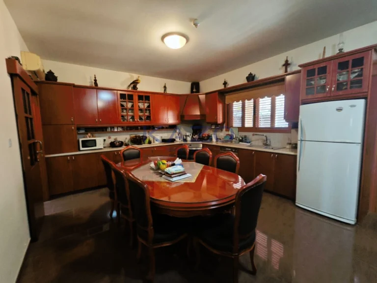 4 Bedroom House for Sale in Limassol – Agios Athanasios