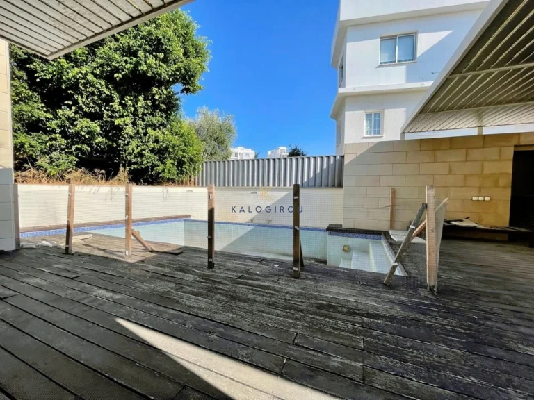 4 Bedroom House for Sale in Faneromeni, Larnaca District