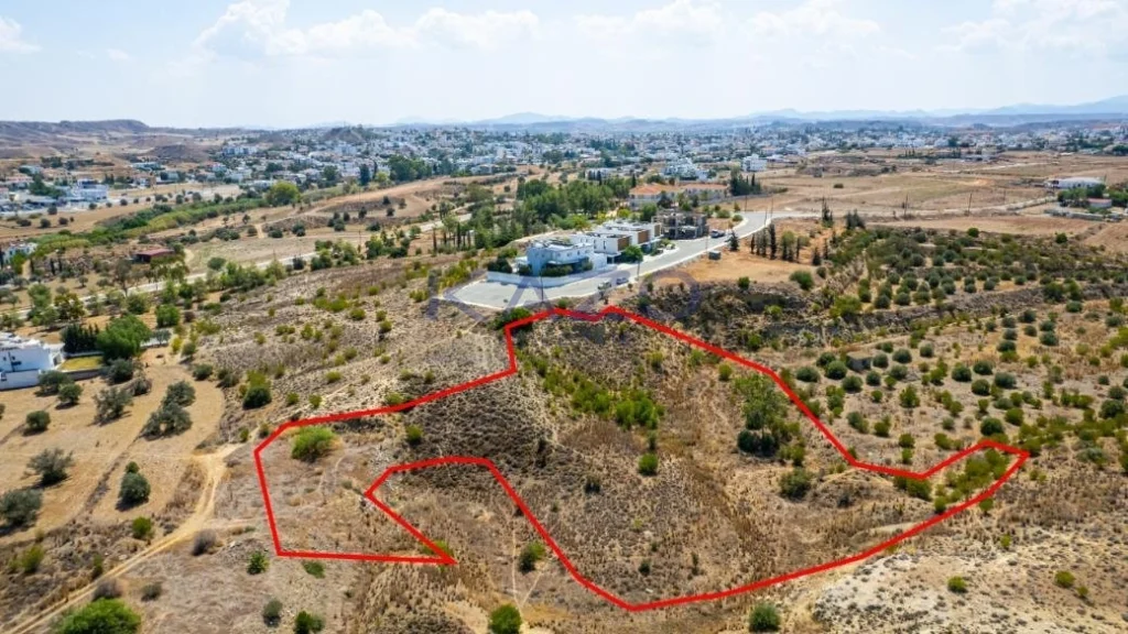 6,606m² Plot for Sale in Tseri, Nicosia District
