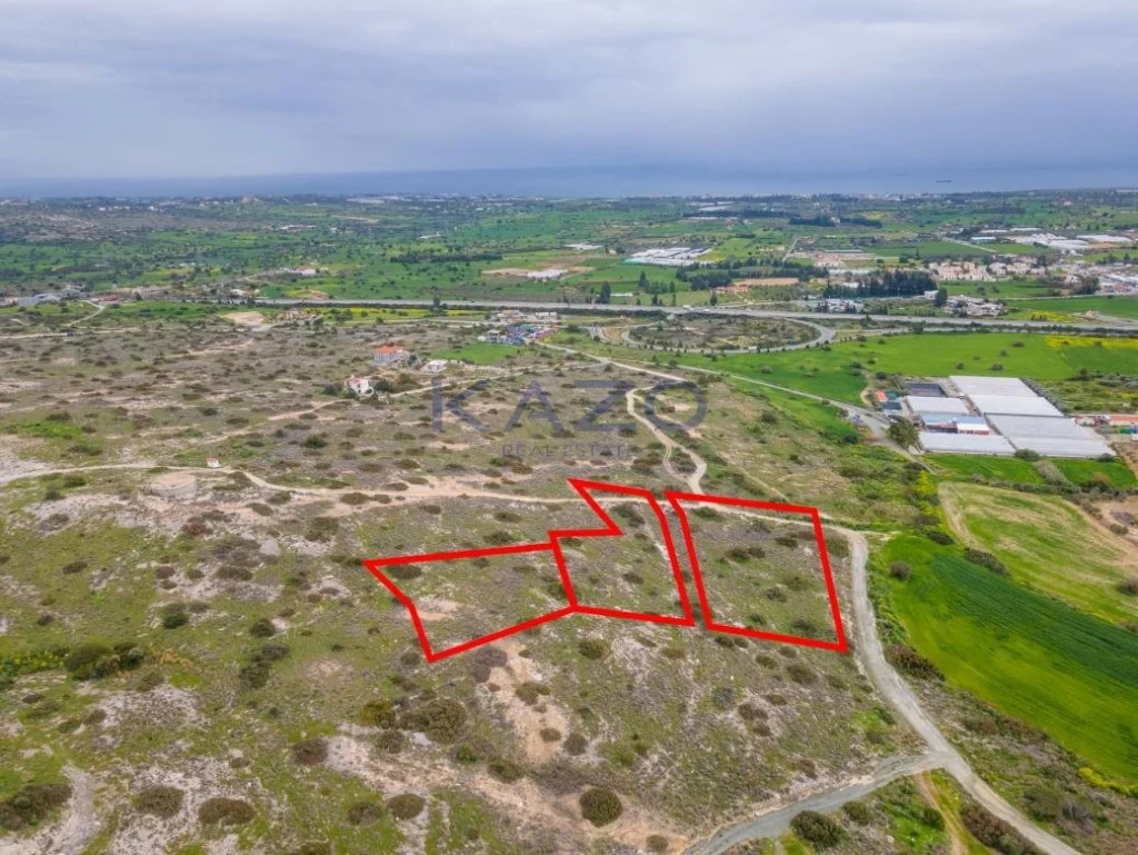 12,376m² Plot for Sale in Kalavasos, Larnaca District