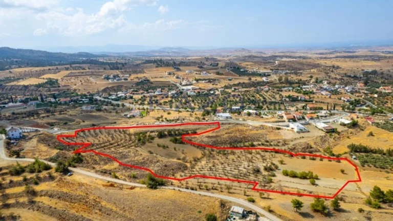 31,952m² Plot for Sale in Nikitari, Nicosia District