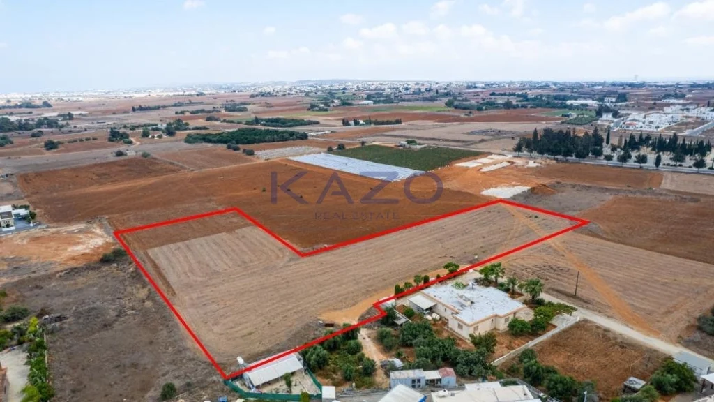 9,220m² Plot for Sale in Frenaros, Famagusta District