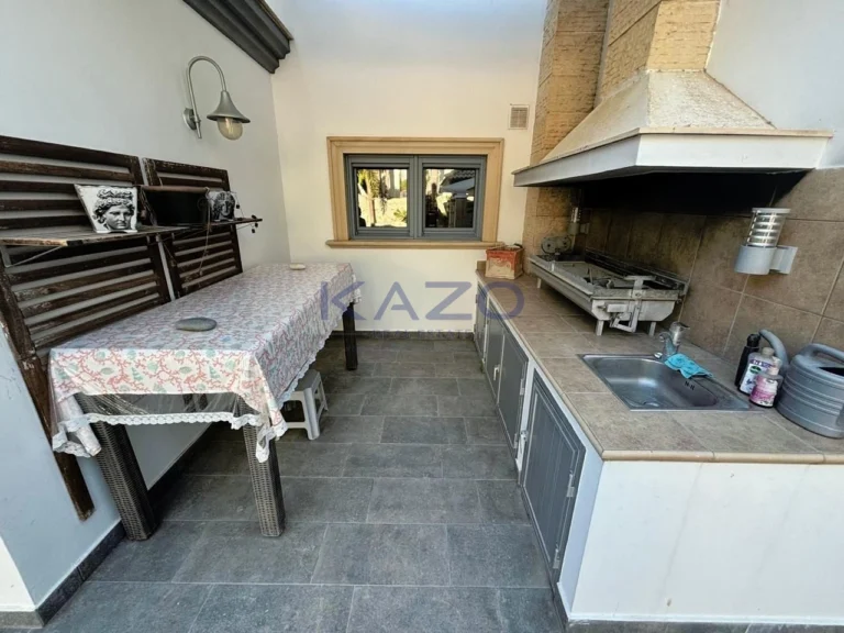 4 Bedroom House for Sale in Agios Tychonas, Limassol District