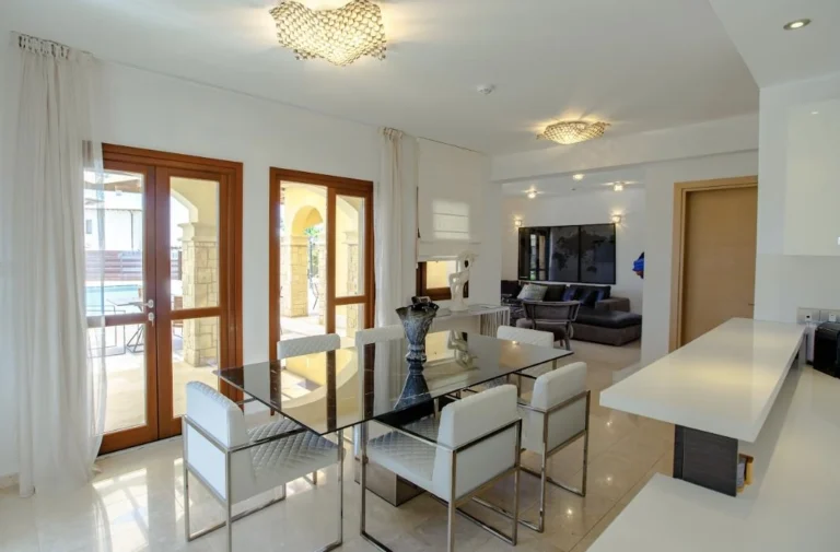 3 Bedroom House for Sale in Aphrodite Hills Kouklia, Paphos District