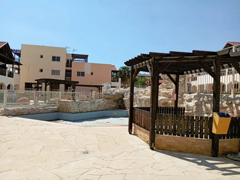 4 Bedroom Apartment for Sale in Tersefanou, Larnaca District