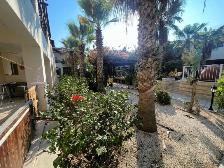 4 Bedroom Apartment for Sale in Tersefanou, Larnaca District