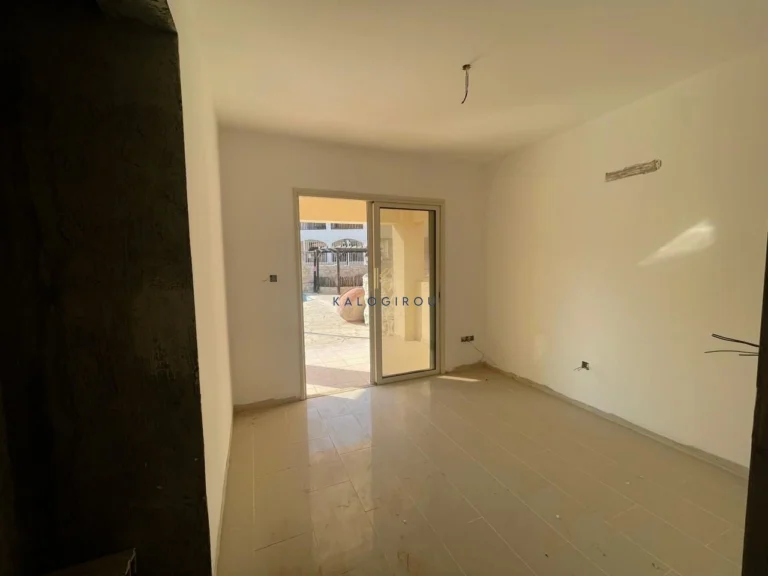 4 Bedroom Apartment for Sale in Tersefanou, Larnaca District