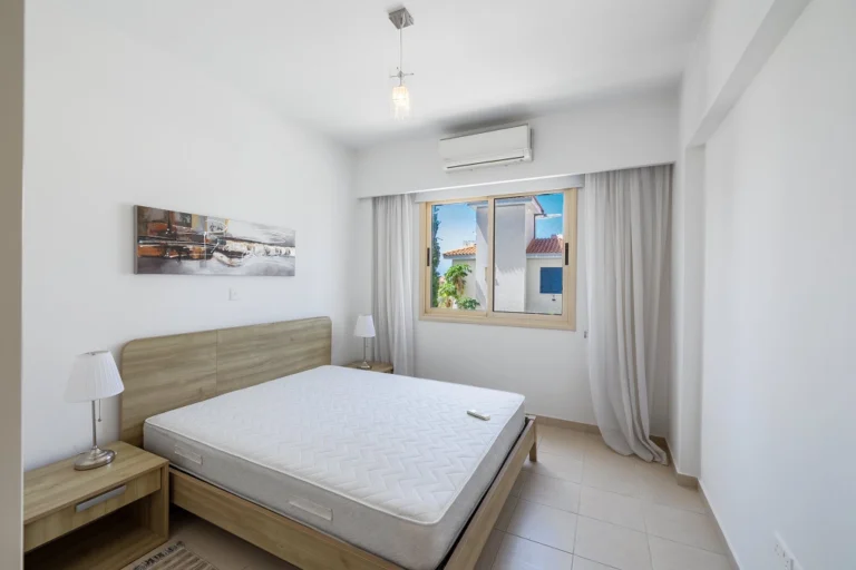 1 Bedroom Apartment for Sale in Paphos – Universal