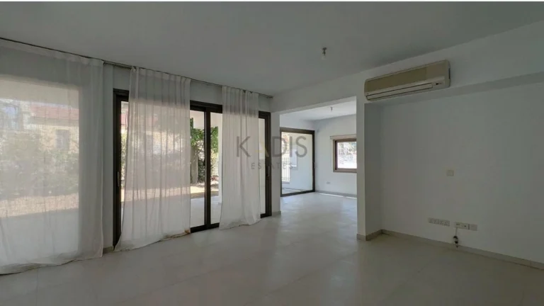 4 Bedroom House for Sale in Aglantzia, Nicosia District