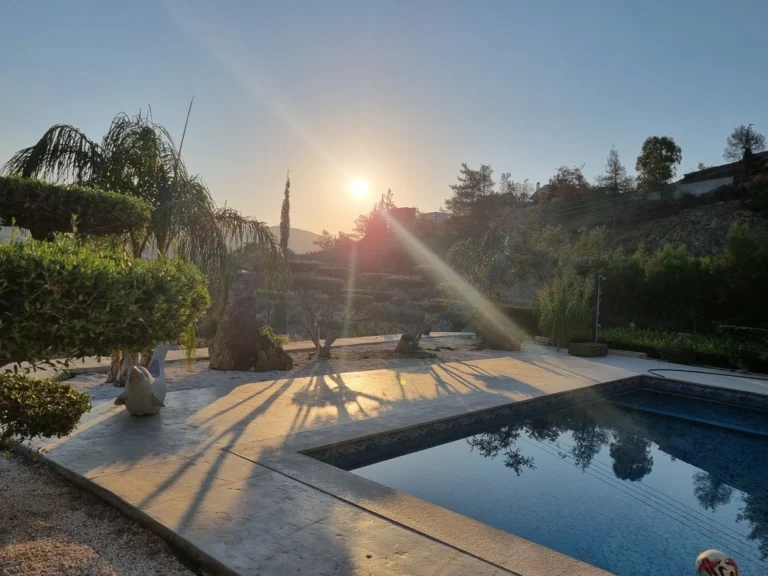 4 Bedroom House for Sale in Monagroulli, Limassol District