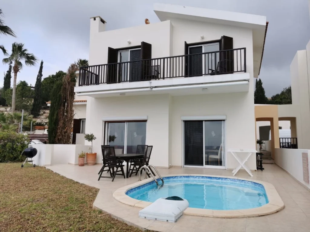 4 Bedroom House for Sale in Coral Bay, Paphos District