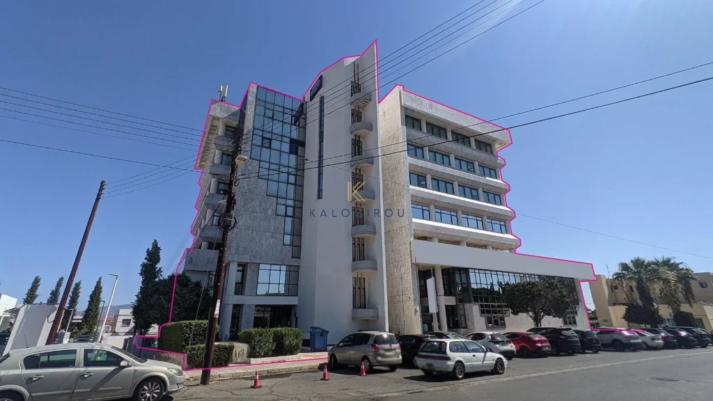 4661m² Building for Sale in Agios Dometios, Nicosia District