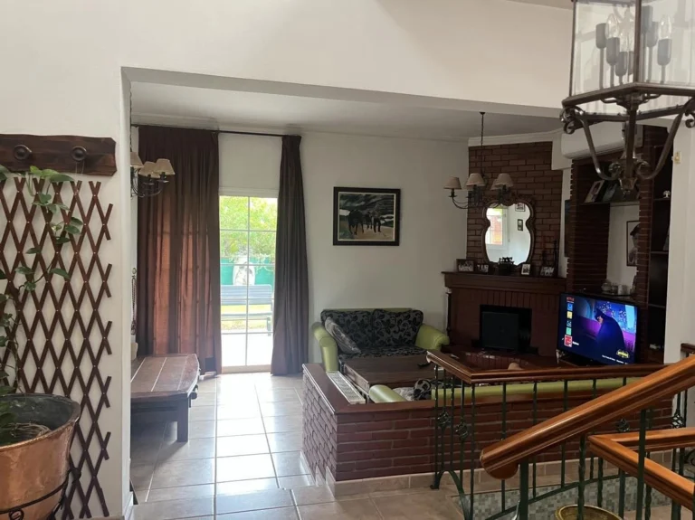 4 Bedroom House for Sale in Ypsonas, Limassol District
