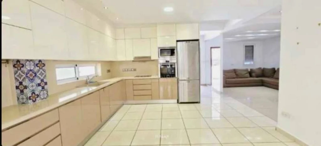 3 Bedroom House for Sale in Columbia Area, Limassol District
