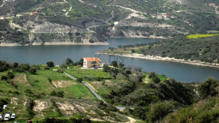 1,948m² Plot for Sale in Foinikaria, Limassol District