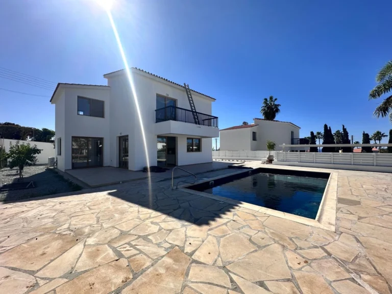 4 Bedroom House for Rent in Paphos