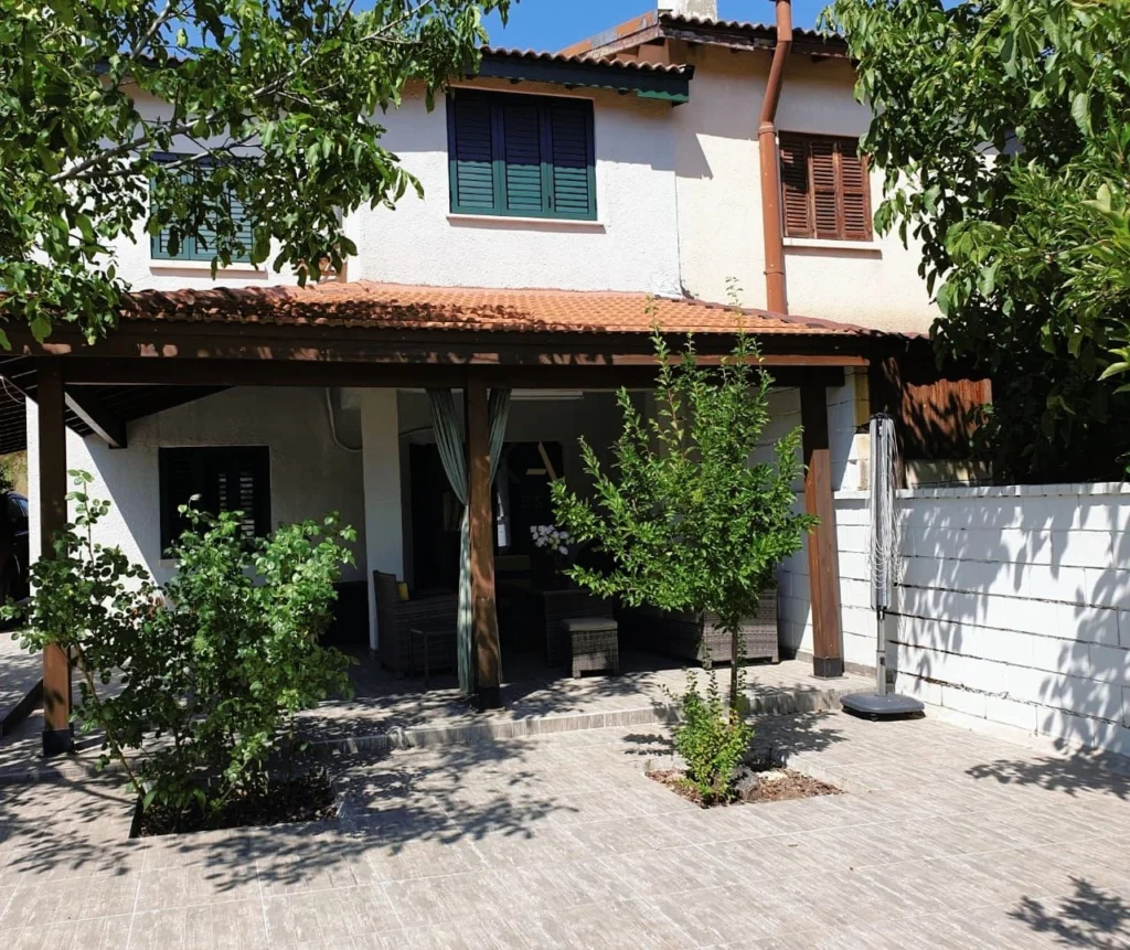 3 Bedroom House for Sale in Mandria, Limassol District
