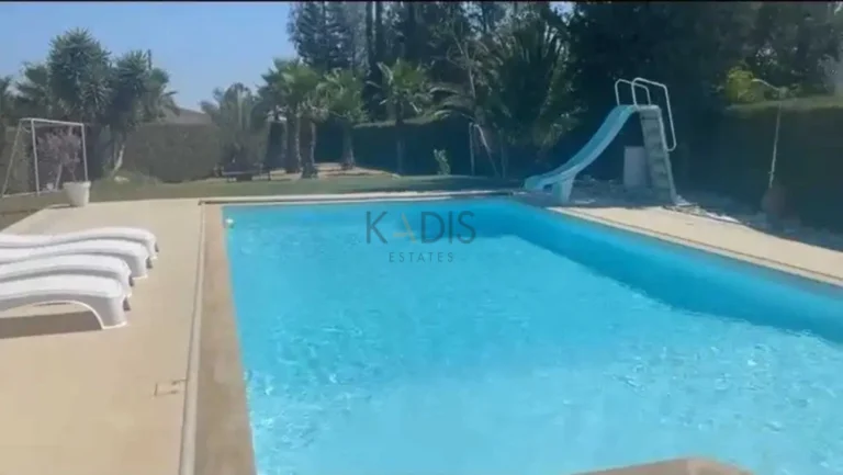 5 Bedroom House for Sale in Ypsonas, Limassol District