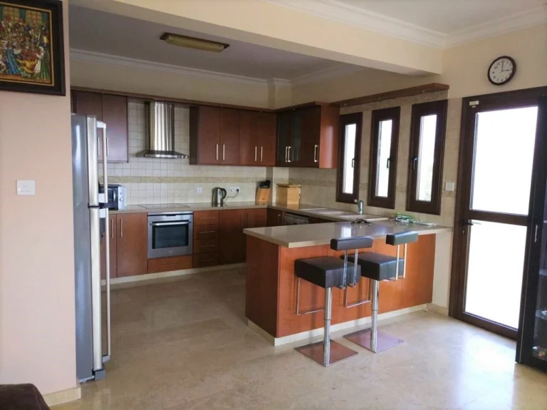 5 Bedroom House for Sale in Limassol – Agios Athanasios