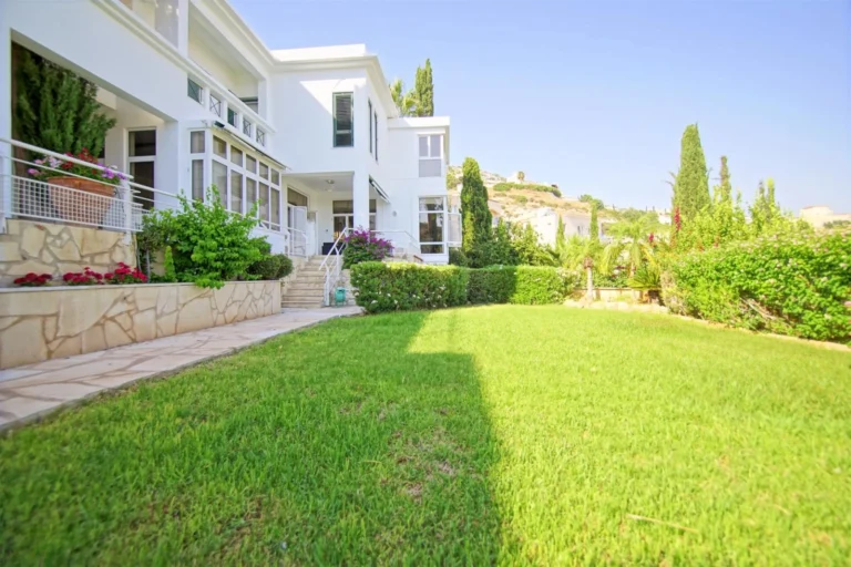 5 Bedroom House for Rent in Paphos