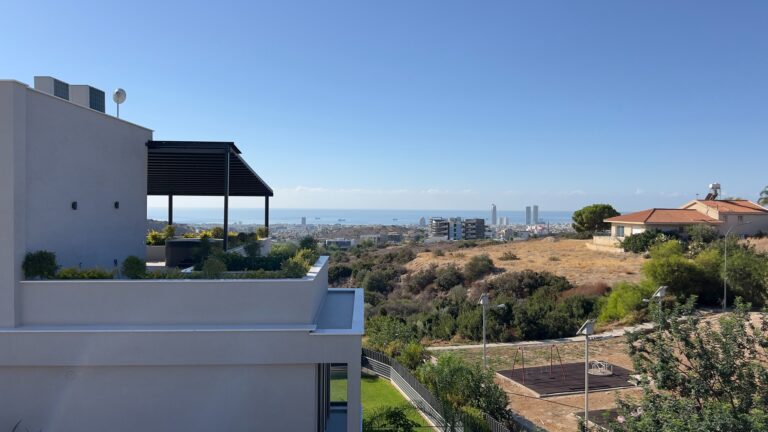 6+ Bedroom House for Sale in Germasogeia, Limassol District