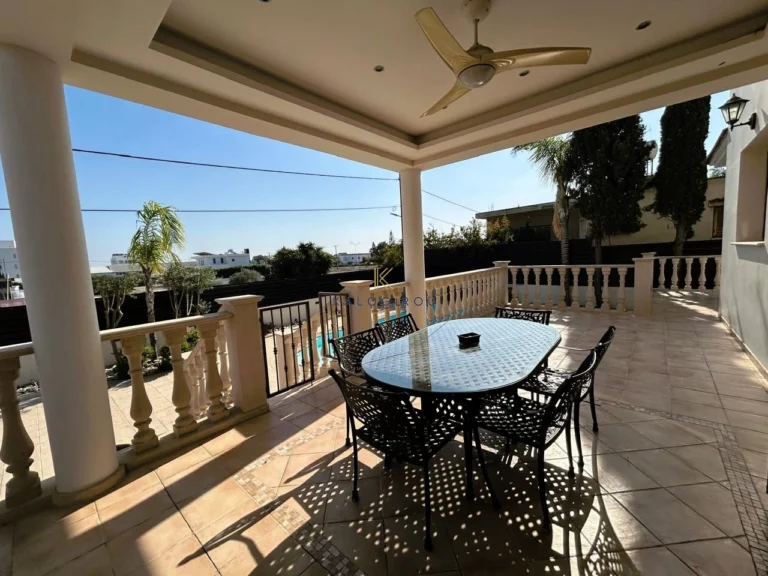 5 Bedroom House for Sale in Aradippou, Larnaca District