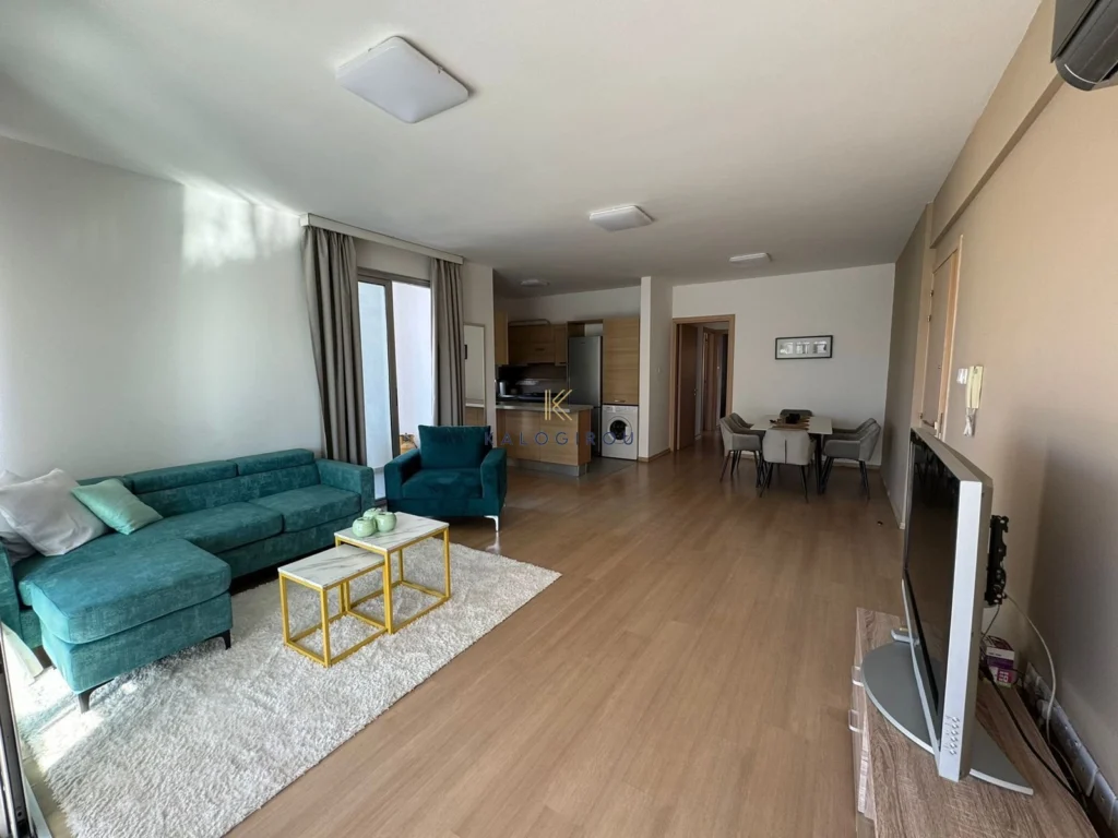 2 Bedroom Apartment for Rent in Larnaca – Finikoudes