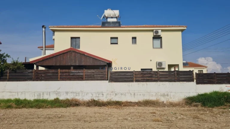 5 Bedroom House for Sale in Livadia Larnakas, Larnaca District
