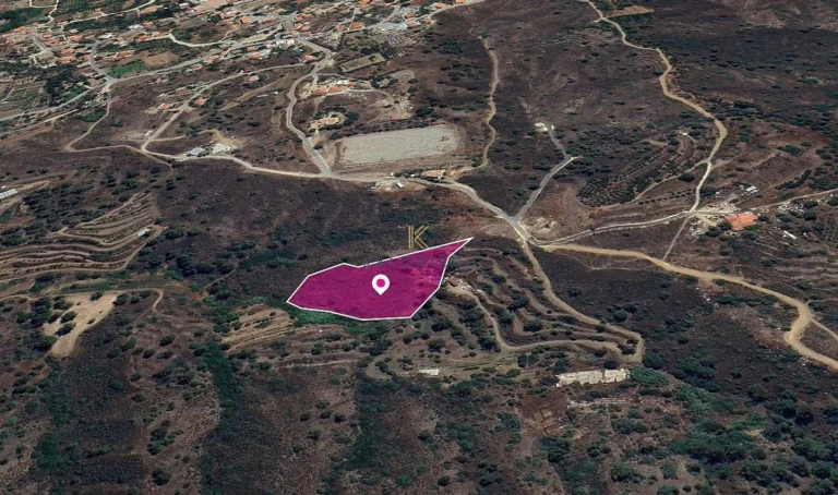 7,693m² Plot for Sale in Temvria, Nicosia District
