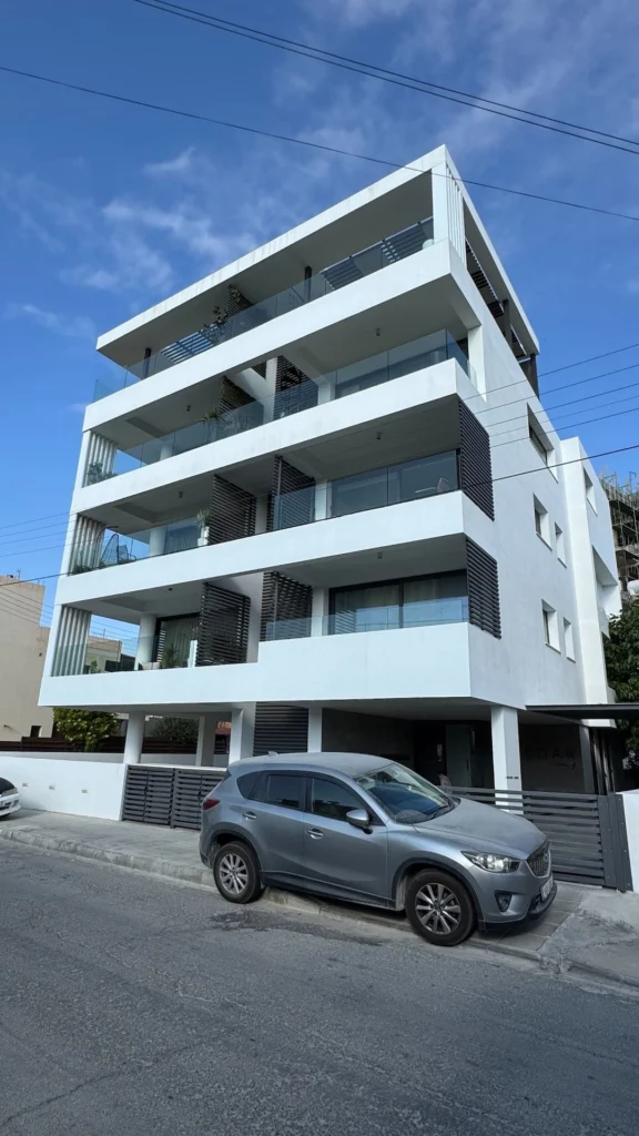 2 Bedroom Apartment for Sale in Limassol – Mesa Geitonia