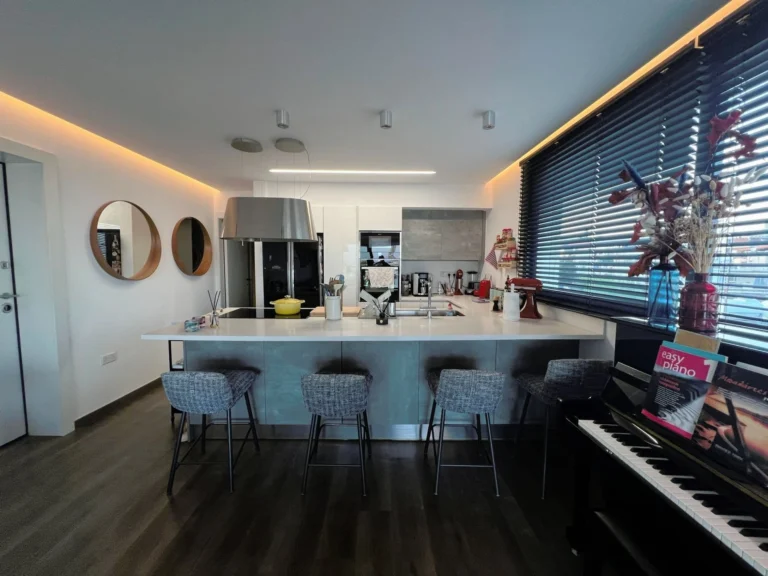 2 Bedroom Apartment for Sale in Limassol – Mesa Geitonia