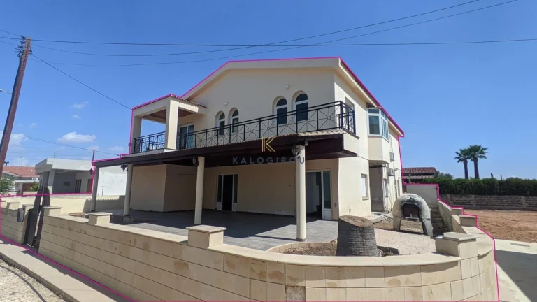 3 Bedroom House for Sale in Kokkinotrimithia, Nicosia District