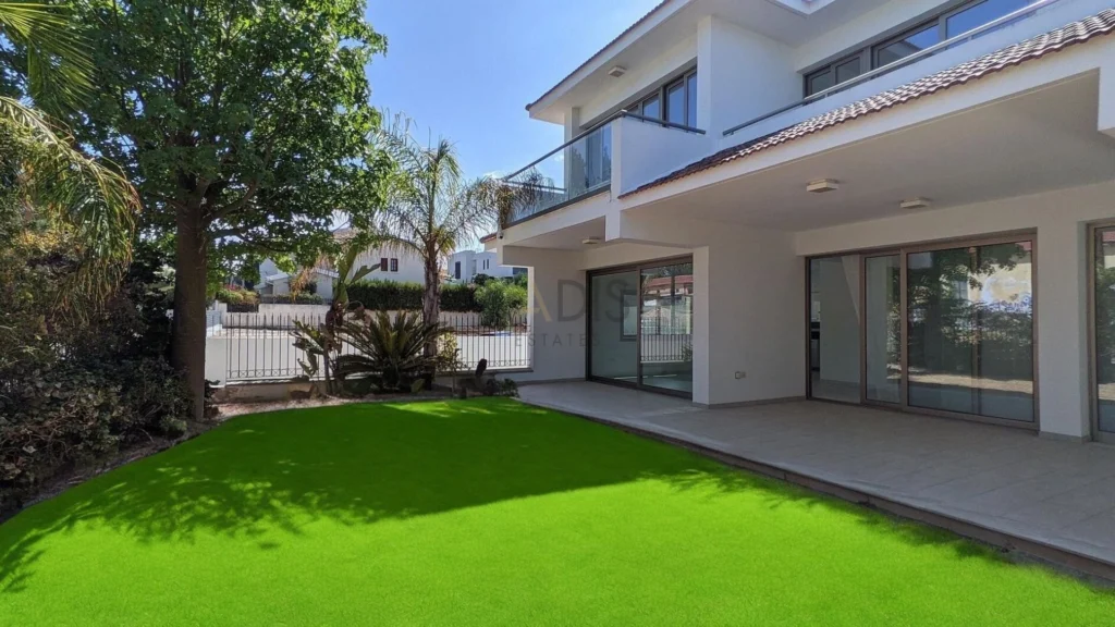 4 Bedroom House for Sale in Aglantzia, Nicosia District