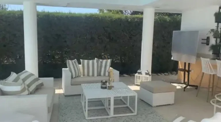 5 Bedroom House for Sale in Ypsonas, Limassol District