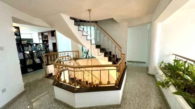 5 Bedroom House for Sale in Ypsonas, Limassol District